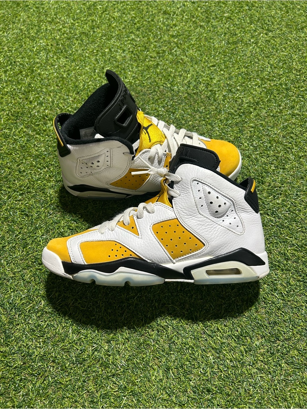 Youth Nike Air Jordan 7 Retro Sneakers